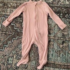 Ribbed Zipper Sleeper